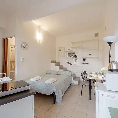Il Gattino Di Sanremo - Piccolo Monolocale Centro E Stazione Del Treno Apartment Exterior photo