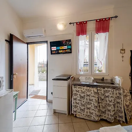 Il Gattino Di Sanremo - Piccolo Monolocale Centro E Stazione Del Treno Apartment Exterior photo